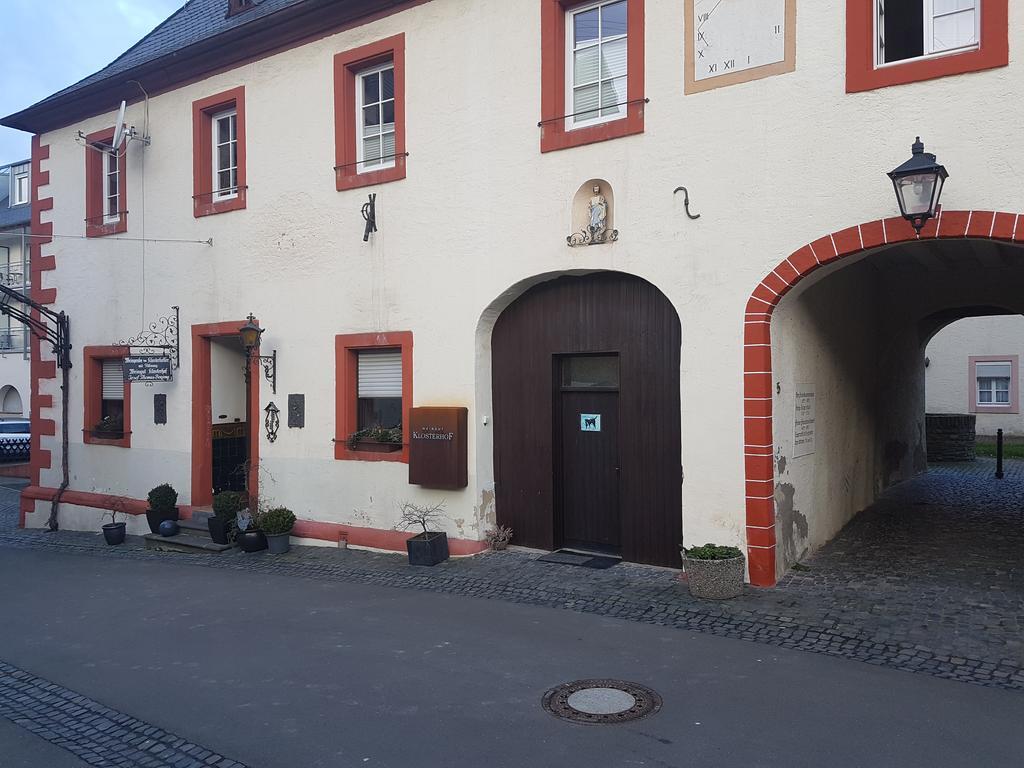 Weingut-Klosterhof Brauneberg Exterior foto